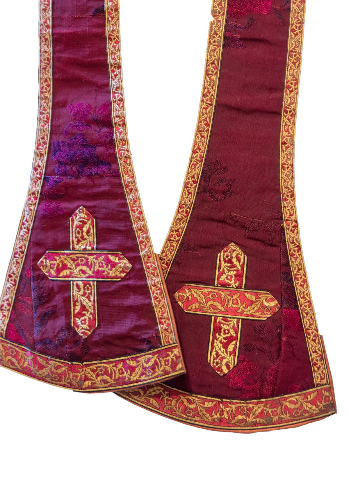 Roman red stole